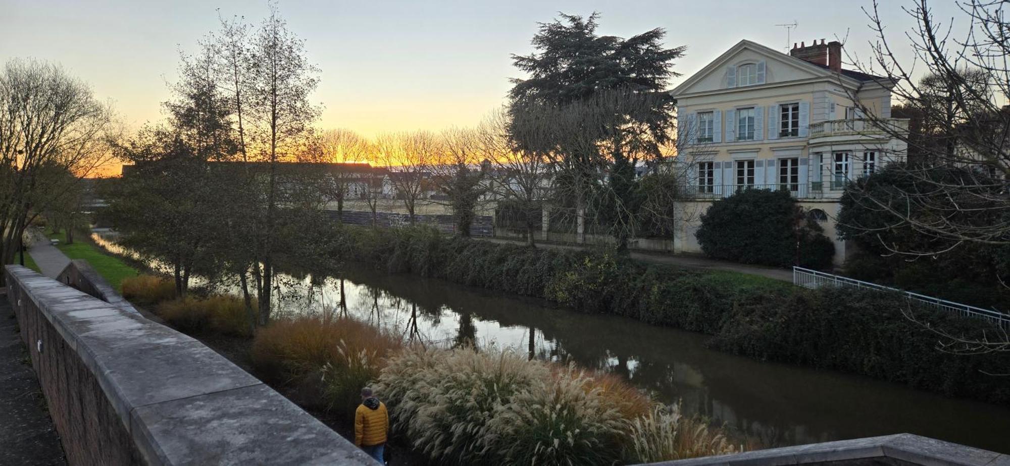 Ferienwohnung Le Balcon D'Anatole 3Etoiles Le Mans Exterior foto